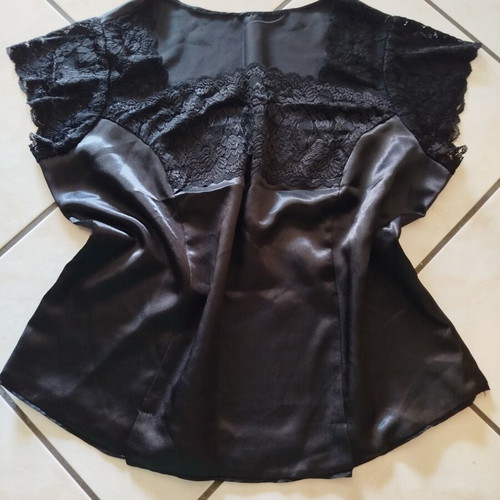Women's satin blouse with lace details, like new, black