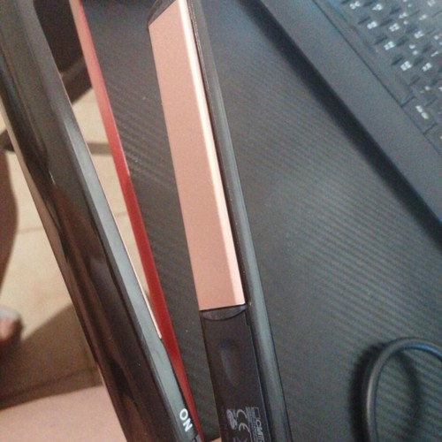 Clatronic HC 3660 Hair Straightener like new, ceramic plates