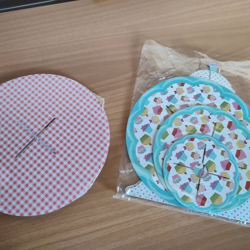 Baking set new, 11 pieces with cake bases and cupcake stands