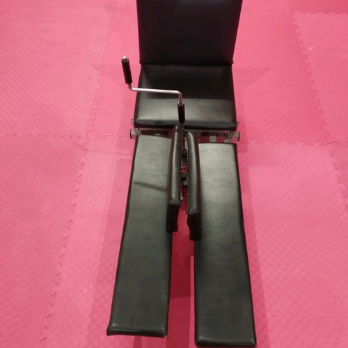 Leg opening machine like new for martial arts and yoga