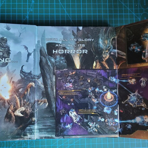 Starcraft II Battle Chest for PC like new without CD key
