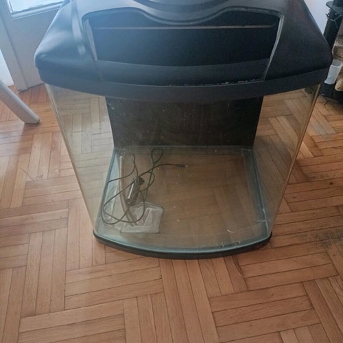 Aquarium like new in excellent condition