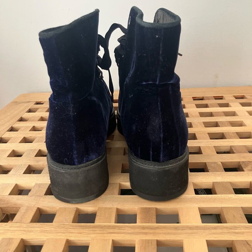 Paloma Barceló blue velvet ankle boots size 38 like new