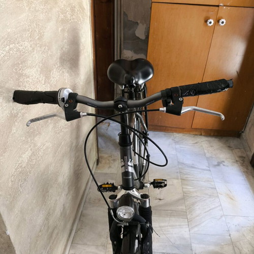 Cross city bicycle used, aluminum frame, 7 speeds, 28 inch wheels