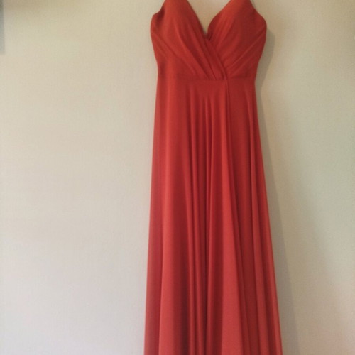 Ceramic red dress like new, size 40