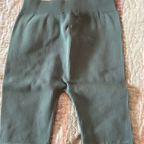 Zara athletic bikershorts like new, turquoise M-L