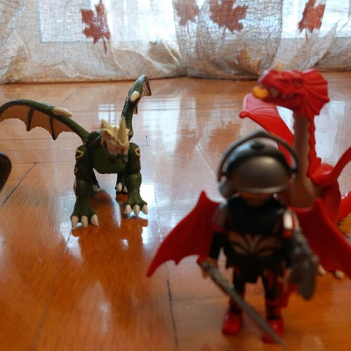 Playmobil knights used with dragons and weapons