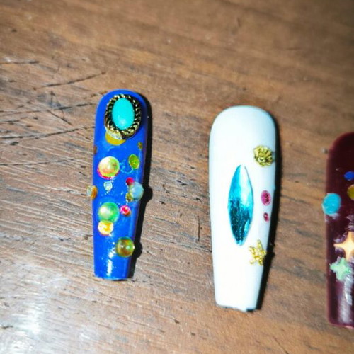 Press On Nails set of 5 Charm Nails new