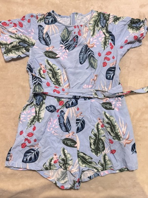 Womens leaf print one-piece like new, size S