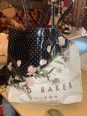 Ted Baker μεγάλη vintage τσάντα ώμου με λουλούδια, πολύχρωμη, μεταχειρισμένη