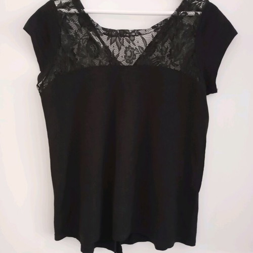 Black lace blouse Envy size M like new