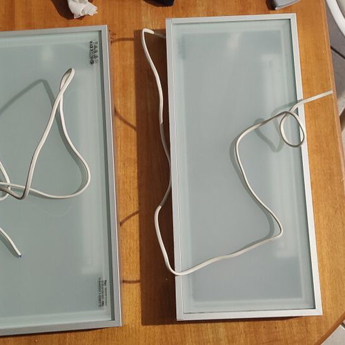 Aluminum shelves with hidden lighting like new, frosted glass, max 10 kg