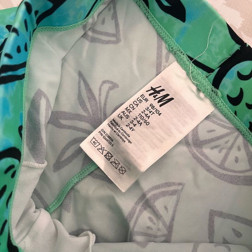 H&M children's swimsuit like new, sizes 98-104 cm, ages 3-4