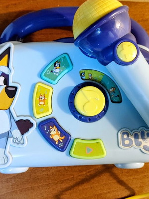 Bluey Boombox musical toy like new with lights and sounds