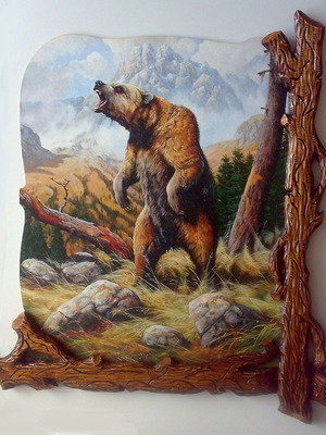 Ревящата мечка, картина с рамка дърворезба