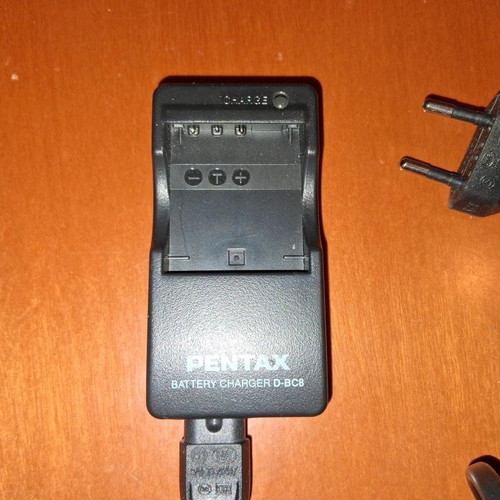 Pentax Battery Charger D-BC8 like new, genuine with power cable