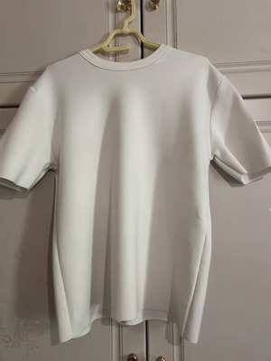 T-shirt Zara σαν καινούργιο, oversized, άσπρο, μέγεθος S