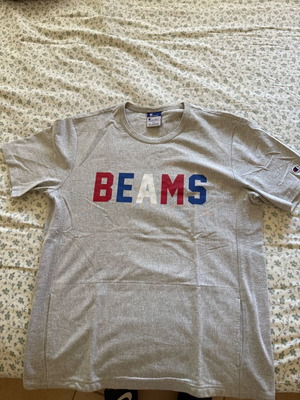 Beams x Champion T-shirt μεταχειρισμένο, γκρι, μέγεθος XL, με τσέπη μπροστά