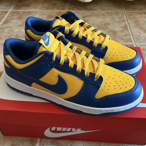 Nike Dunk Low UCLA sneakers new, size 43, multicolor
