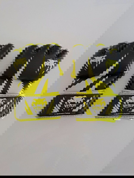 MMA gloves