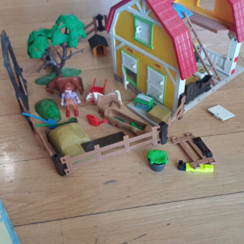 Playmobil Farm with Pony 5222 used, missing parts