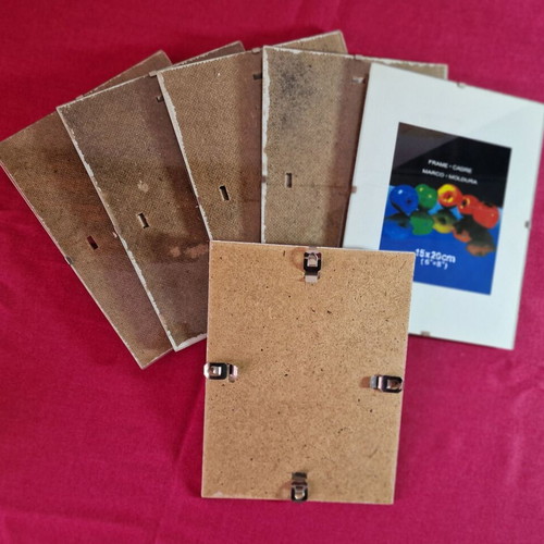 Photo frames used, pack of 6 15x20cm with clips and glass