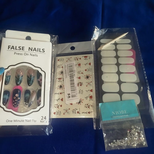 Press on Nails manicure care set with nail art accessories