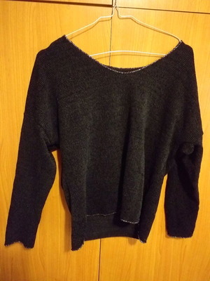 Woolen sweater like new in excellent condition