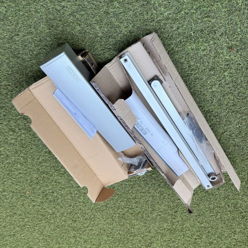 Geze TS 5000 Door Closer Set new, silver