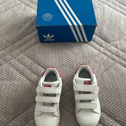 Stan Smith CF I No 24 Adidas athletic shoes used white pink