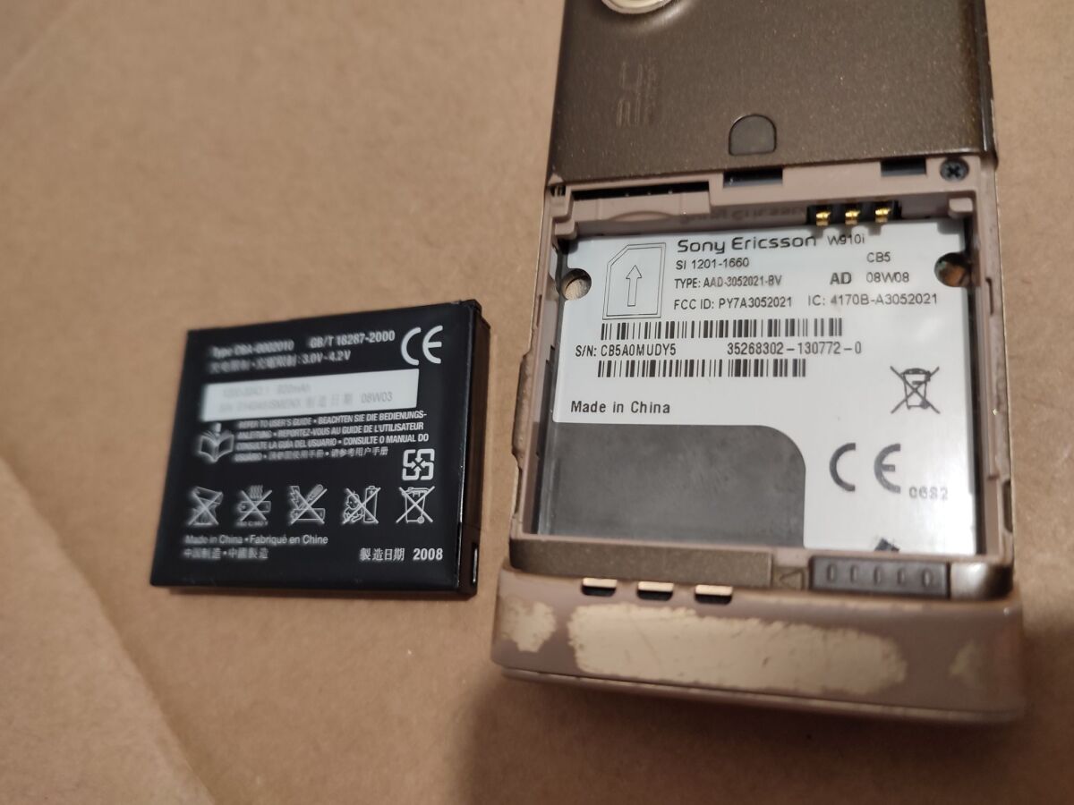 Sony Ericsson W910i used, functional… - € 30,00 - Vendora.cy
