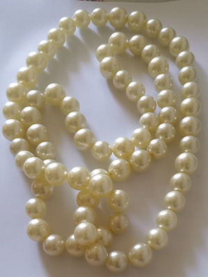 Vintage necklace with pearls Makri new, white