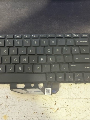 HP L20193-001 Keyboard for HP 17-BY, 17-CA used