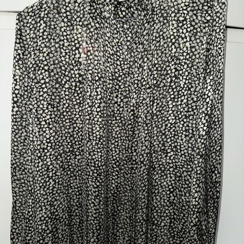 H&M blouse new size L