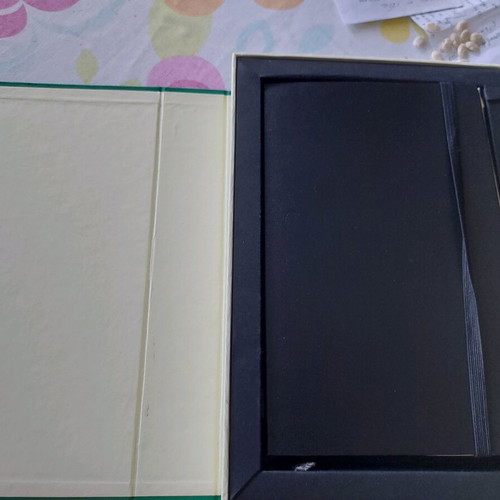 Moleskine box with two gardening journals new product