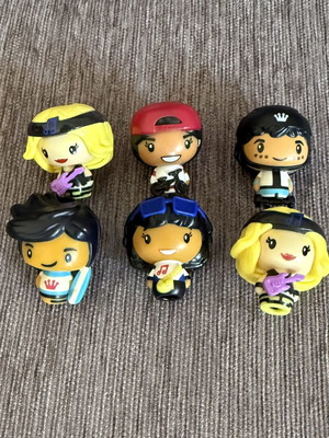 Kinder Funko Street Style 6 Figures new