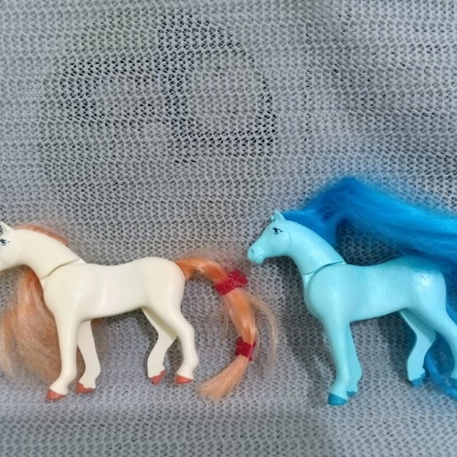 Playmobil pack with two horses for fairies and princesses used