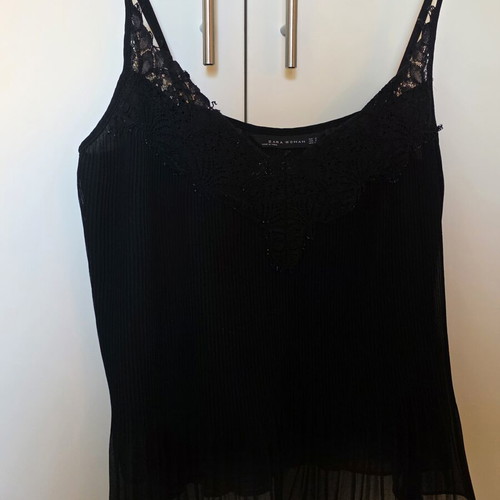 Zara women's black top size S used