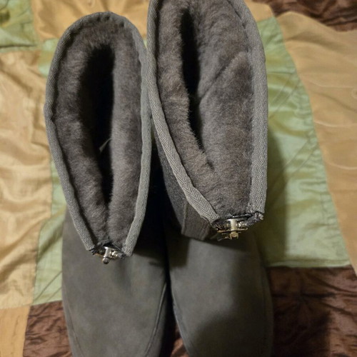 Ugg men's shoes new size 45 black and grey
