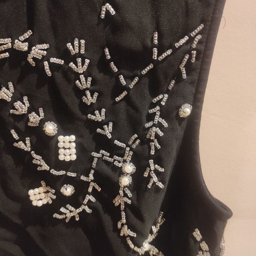 Forever 21 top new with pearls, size M, black