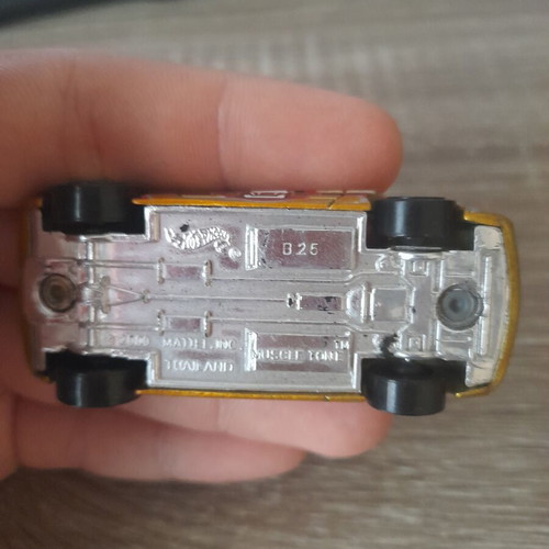 Hotwheels vintage toy car used, good condition