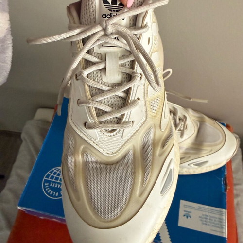 Adidas ZX 2k Bpost 2.0 athletic shoes used, white and beige