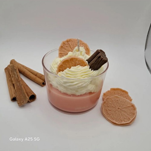 Soy Candle in Glass new, cinnamon orange scent