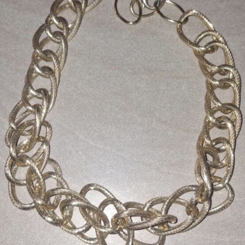 Gold-colored necklace chain