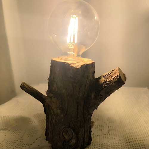 Handmade oak log table lamp with Edison bulb