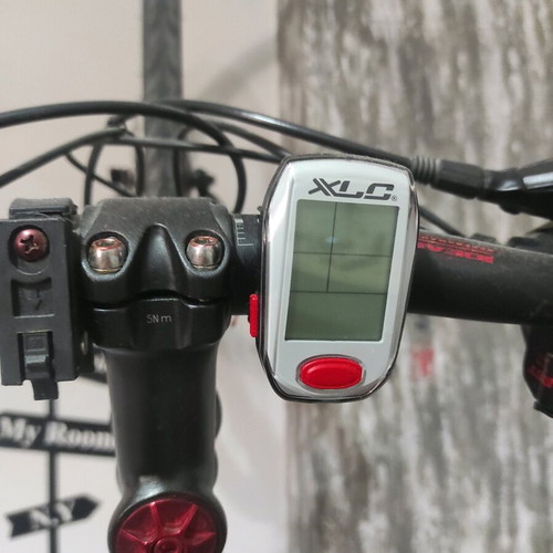 Ideal Ergomax trekking bike like new, disc brakes, 27 speeds