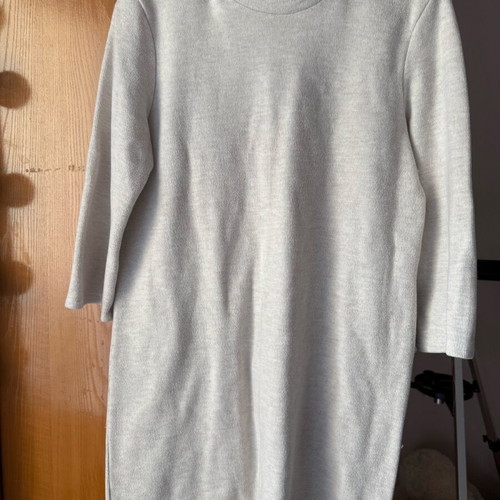 Knit thin dress Zara like new, beige