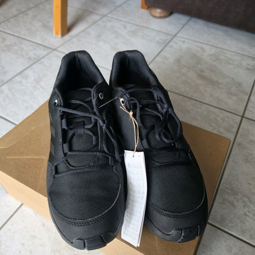 Terex Hyperhiker Low Adidas athletic shoes new, size 40, black