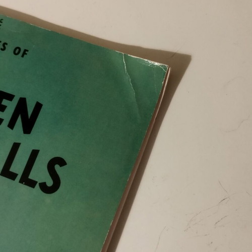 Tintin The Seven Crystal Balls used English comic book