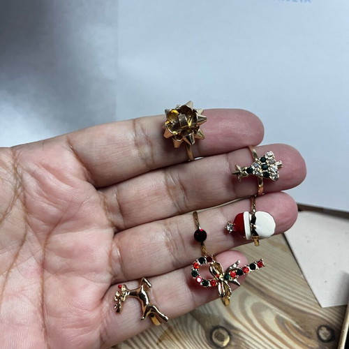 Christmas rings set of 6 new, metal with enamel
